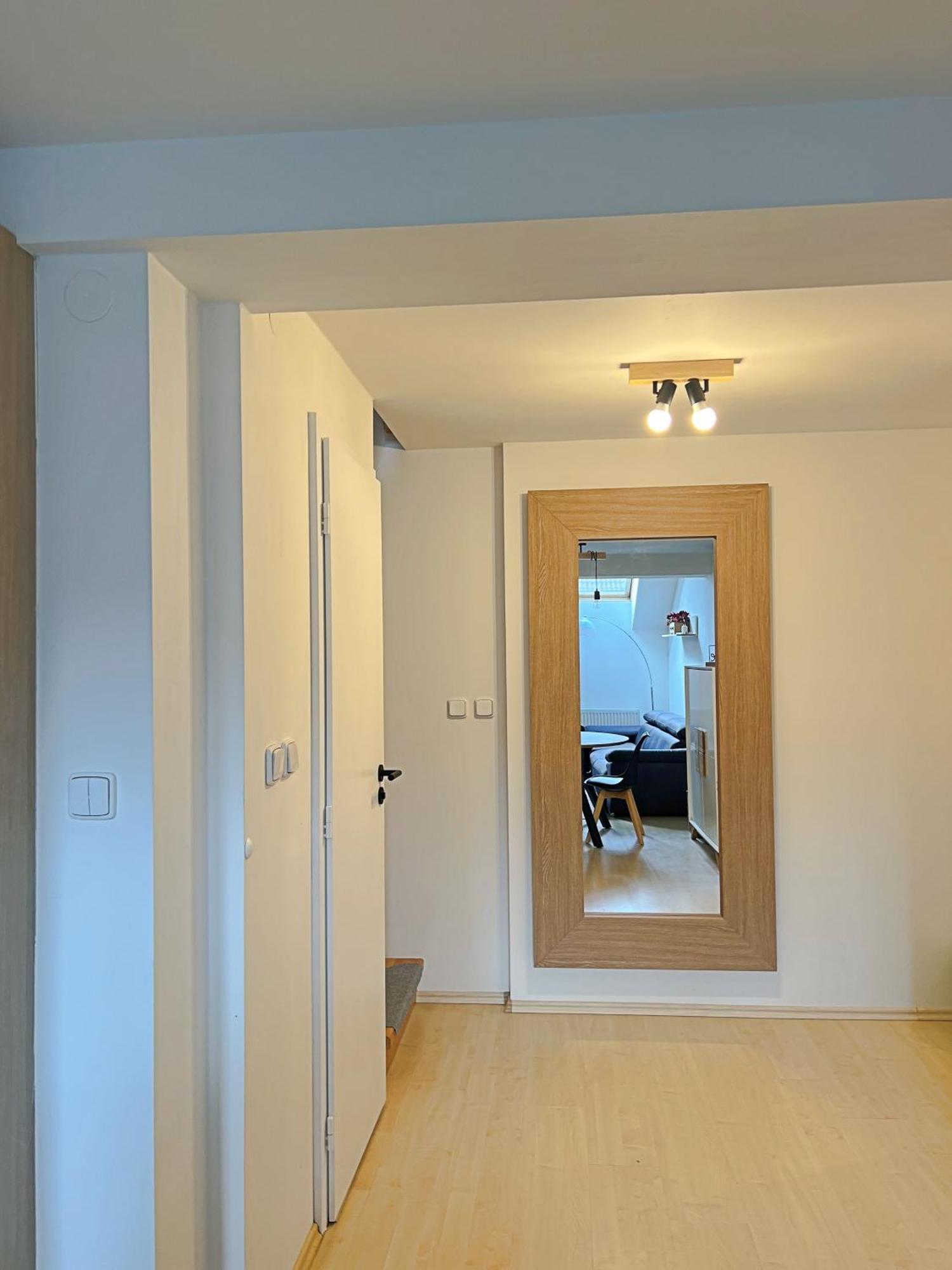 Mezonetovy Apartman V Centru Прага Экстерьер фото